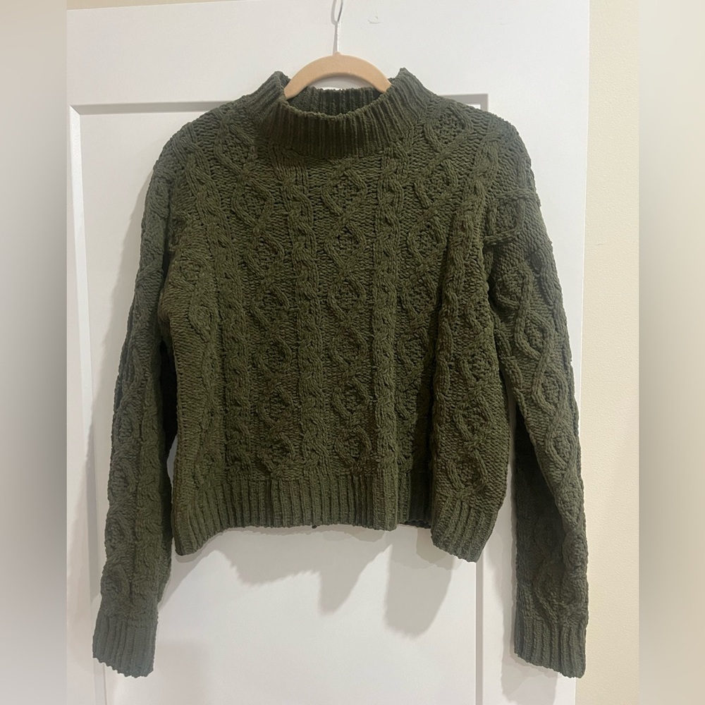 Green turtleneck sweater. Size medium. Worn once